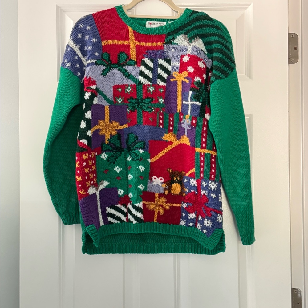 Northern Isles Hand Knit Festive Green and Multicolor Sweater Size 14
